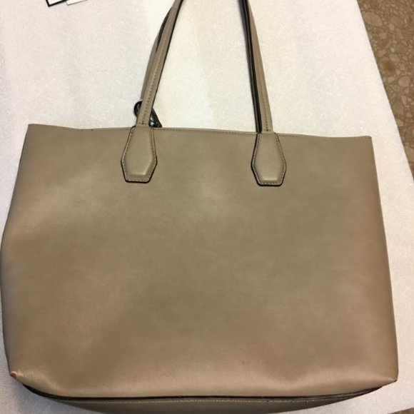 Nine West Caden Tote w/ gold hanging wristlet - Picture 2 of 10